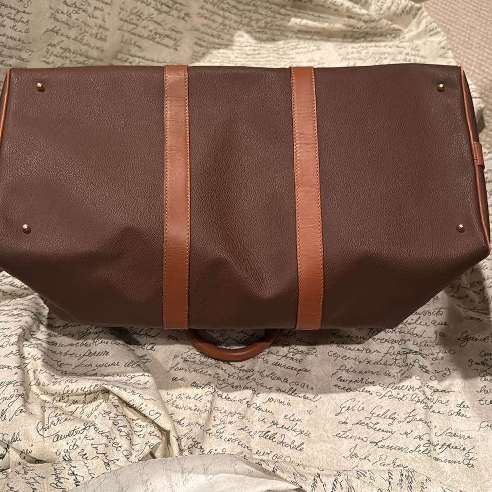 VALENTINO TRAVEL BAG IN CHOC & TAN W. GOLD ACCENTS & ROLLED LEATHER HANDLES - Picture 6 of 10